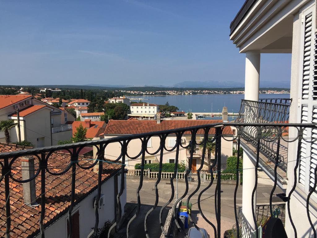 Apartments Antonia Malinska Exterior photo